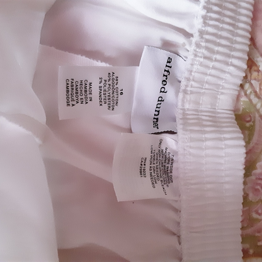Alfred Dunner Capris - Picture 5 of 7